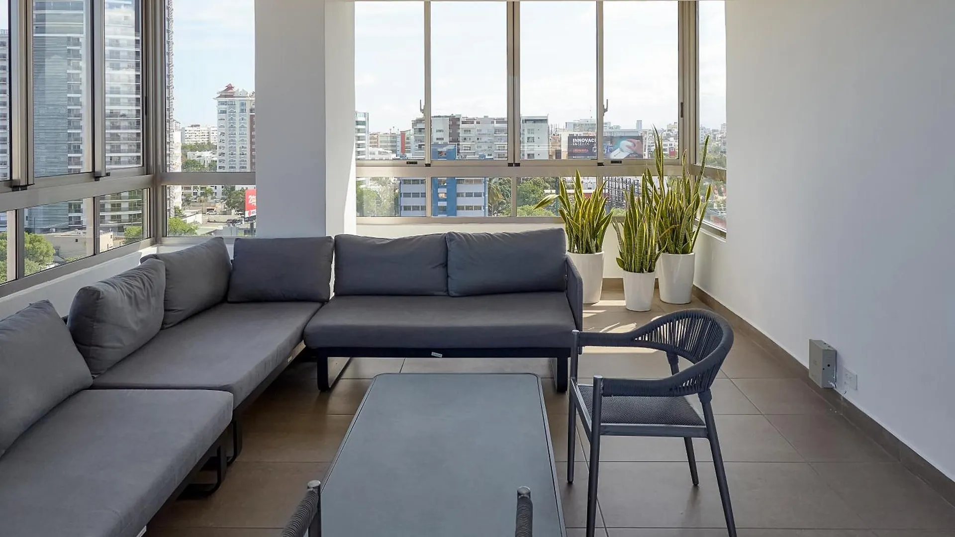 Apartments In La Julia 1 And 2 Bedrooms 산토도밍고