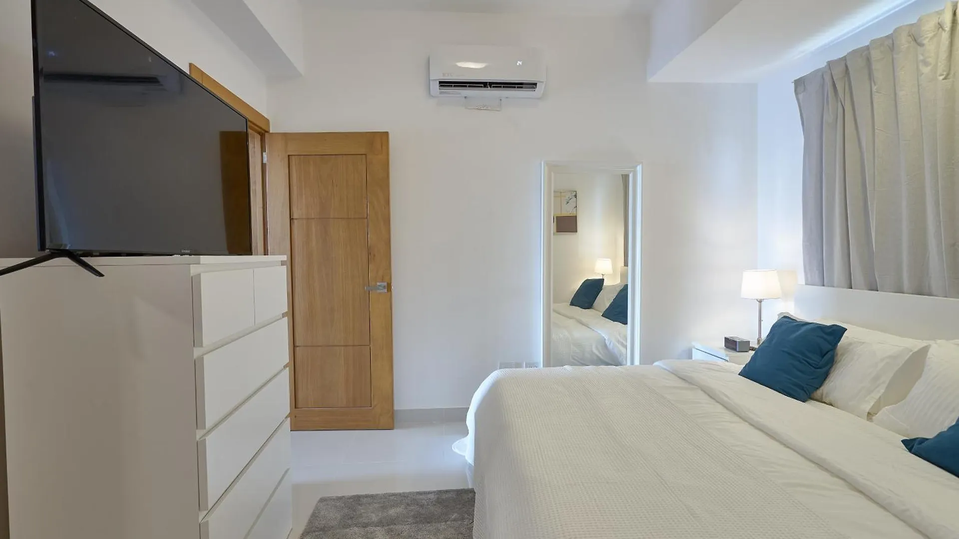 Apartments In La Julia 1 And 2 Bedrooms Santo Domingo 0*,  Dominican Republic