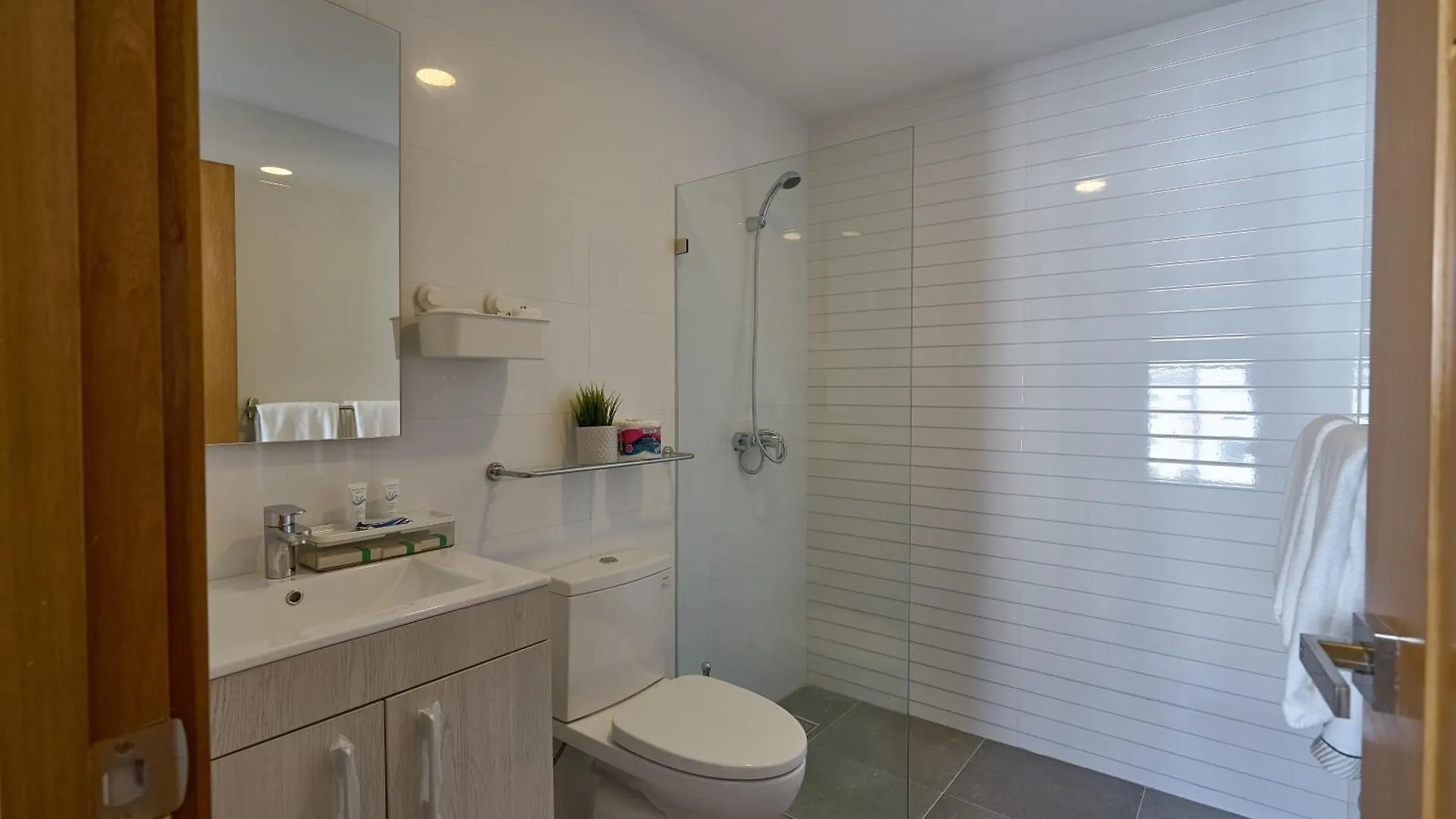 Apartments In La Julia 1 And 2 Bedrooms Santo Domingo Dominican Republic